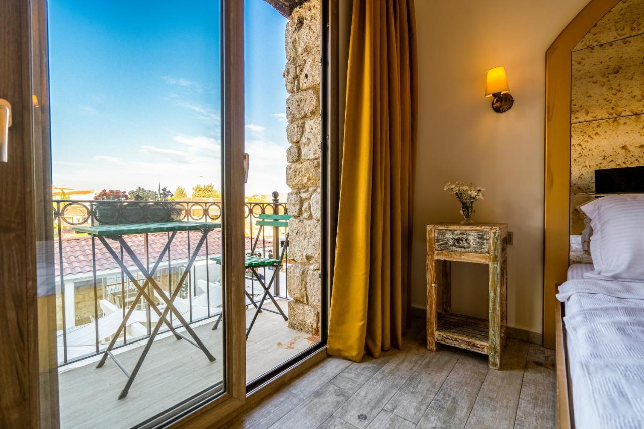 Hotel De Gold Alacati Cesme Exterior photo