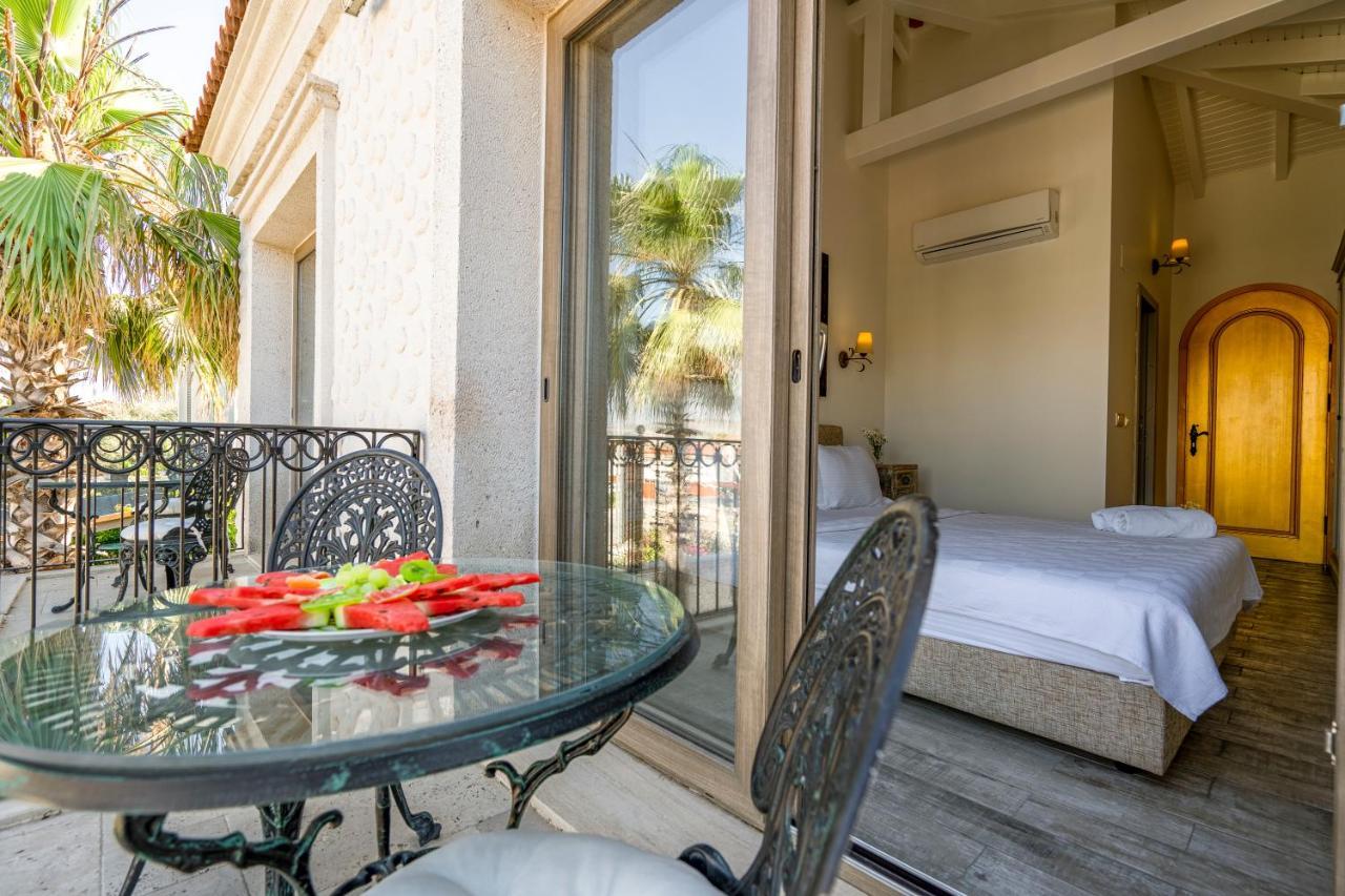 Hotel De Gold Alacati Cesme Exterior photo