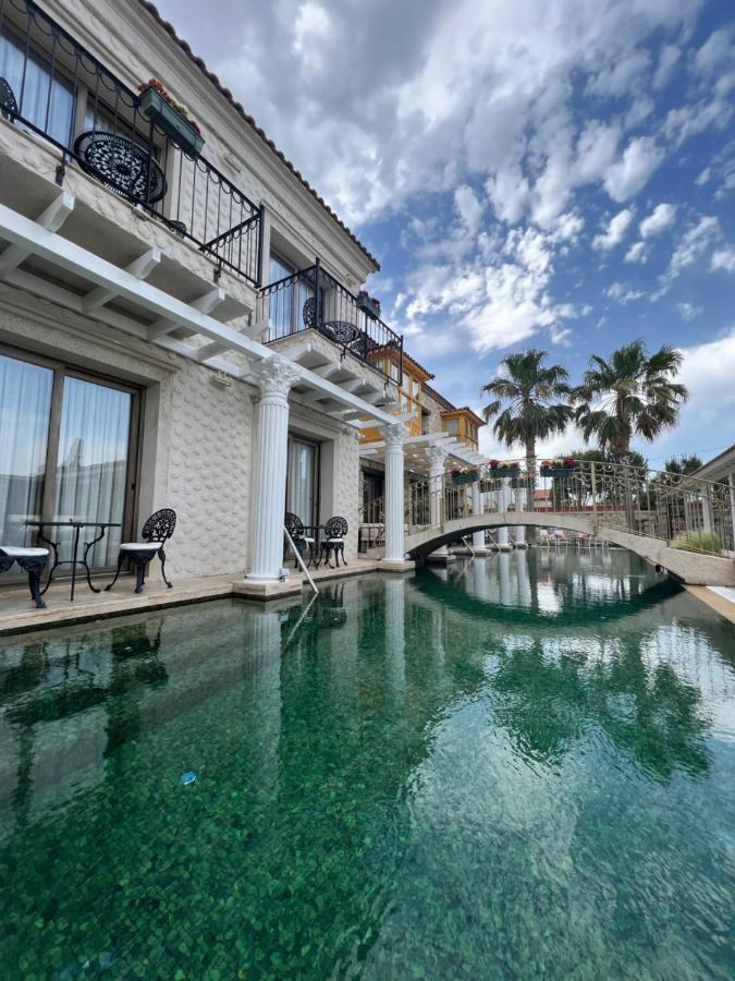 Hotel De Gold Alacati Cesme Exterior photo